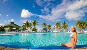 Bassein majutusasutuses Jolly Beach Antigua - All Inclusive või selle lähedal