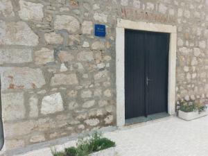 Fotografie z fotogalerie ubytování Appartement in einem dalmatischen Haus in Novigrad-Dalmatien neben Zadar v destinaci Novigrad Dalmatia