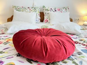 Ein Bett oder Betten in einem Zimmer der Unterkunft Mary Loo Apartments Rab