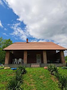 The building in which the holiday home is located