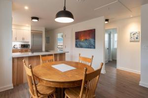 Gallery image of Fabulous Downtown Wolfville Suite with Parking in Wolfville