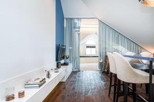 Imagen de la galería de Charming Attic by Old Town!, en Vilna