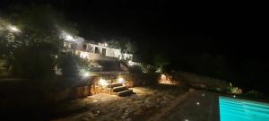 Piscina di TRULLO PIETRAPOESIA o nelle vicinanze