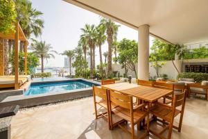 Fotografie z fotogalerie ubytování FIVE PALM 3-Bedroom Villa with Private Pool v Dubaji