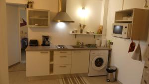 Nhà bếp/bếp nhỏ tại KAZ à LILO