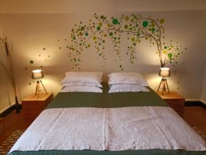 Posteľ alebo postele v izbe v ubytovaní Château d'Arfeuilles Chambres et tables d'hôtes