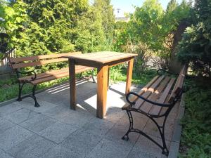 Balkon lub taras w obiekcie Studio in Kretomino