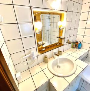 A bathroom at Villa Naya by the Beach