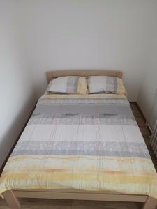 Letto o letti in una camera di stan na dan IM