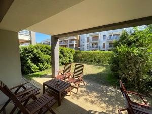 Vonkajšia záhrada v ubytovaní Apartament Marcin