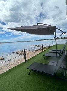 Imagen de la galería de Beach apartment Paklenica-Deluxe, en Seline 39 fotos más