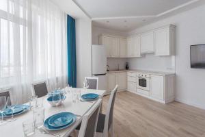 Kuchyňa alebo kuchynka v ubytovaní Arcadia 2nd Pearl Apartment