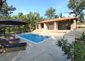 Fotografie z fotogalerie ubytování Villa VinoSelo - Grüne Oase mit Wellness v destinaci Vižinada