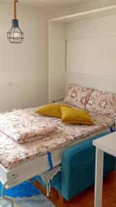 Ένα ή περισσότερα κρεβάτια σε δωμάτιο στο Apartment Lake story