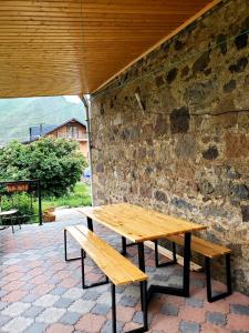 Fotografie z fotogalerie ubytování Kazbegi Guest House v destinaci Stepancminda