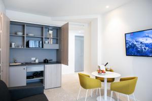 Kuchyň nebo kuchyňský kout v ubytování Hotel Cristallo
