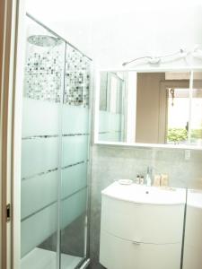 A bathroom at Soffio Di Mare Még 37 kép
