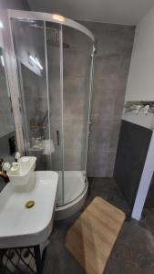 Zdjęcie z galerii obiektu Apartament Obrońców Pokoju 6 w Opatowie +30 zdjęć