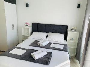 Postel nebo postele na pokoji v ubytování Villa Legacy 2 + 29 fotografií