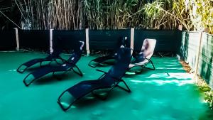 Fotografia z galérie ubytovania Mila Pet friendly holiday house with private place on the beach v destinácii Pag
