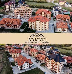 duas imagens de uma cidade com casas e edifícios em LUX Apartman Bojović em Zlatibor