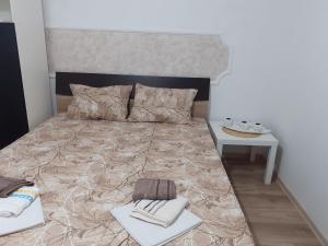 Postel nebo postele na pokoji v ubytování Apartmani "Helena"