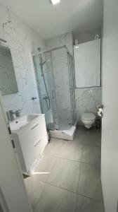 Ένα μπάνιο στο LADIVA