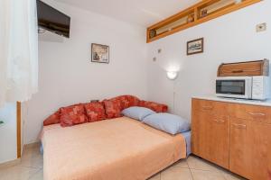 Gallery image of Kovacine apartment in Cres +9 photos