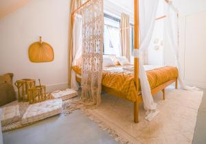 Letto o letti in una camera di KYMA - Luxurious & Peacefull Apartment