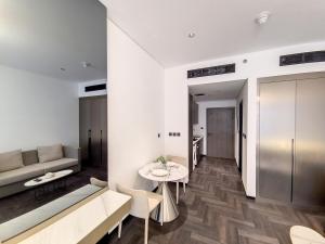 Fotografie z fotogalerie ubytování OTen, Al Jaddaf - Modern Studio Apartment v Dubaji