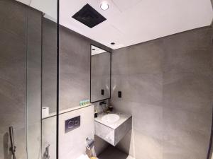Fotografie z fotogalerie ubytování OTen, Al Jaddaf - Modern Studio Apartment v Dubaji