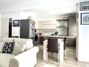 Η κουζίνα ή μικρή κουζίνα στο Nataly's House