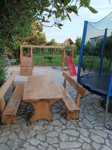 Fotografie z fotogalerie ubytování Apartments Kairos - Bili 9 v destinaci Kaštela