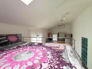 Posteľ alebo postele v izbe v ubytovaní Lavanda apartment
