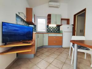 Kuchyňa alebo kuchynka v ubytovaní Lavanda apartment