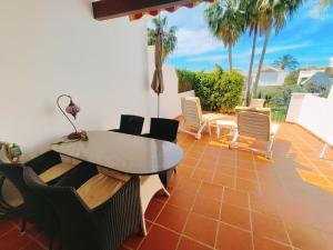 Balkón nebo terasa v ubytování Nerja Sun Apartments Casa Cipreses 5