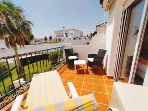 Balkón nebo terasa v ubytování Nerja Sun Apartments Casa Cipreses 5