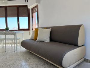 Fotografie z fotogalerie ubytování Luminoso piso de tres habitaciones en pleno centro v destinaci Benicàssim