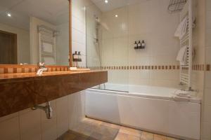 Koupelna v ubytování Hotel Màgic Ski