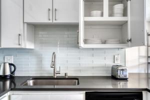 Gallery image of Sunnyvale 1BR w Gym Pool BBQ nr Apple SFO-896 in Sunnyvale +28 photos