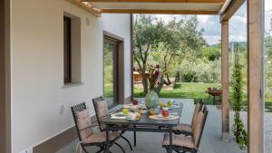 Zahrada ubytování TERRAZZA SULLA VALLE 4&2, Emma Villas