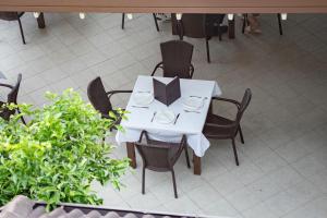 Restaurace v ubytování Hotel Oaz