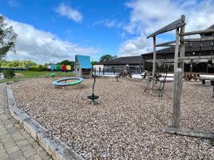 Billede fra billedgalleriet på Daisy Hot Tub Lodge i South Cerney