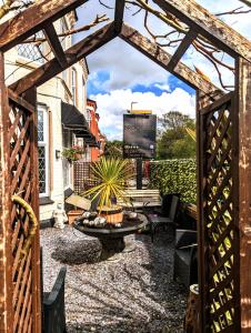 Zahrada ubytování Brookside Hotel & Restaurant ,Suitable for Solo Travelers, Couples, Families, Groups Education trips & Contractors welcome