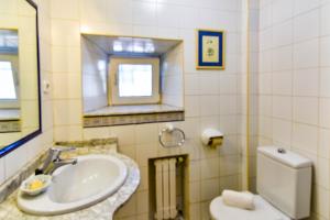 Galeriebild der Unterkunft Casona con gran jardín in Camargo