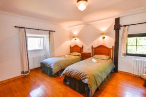 Galeriebild der Unterkunft Casona con gran jardín in Camargo