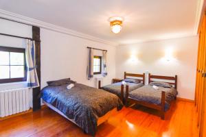 Galeriebild der Unterkunft Casona con gran jardín in Camargo