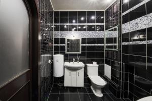 Ванна кімната в Апартаменти 4-кімнатні в центрі Києва м. Хрещатик