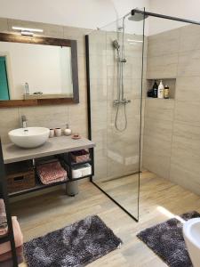 Koupelna v ubytování Vila Maja - seaside villa, brand new!