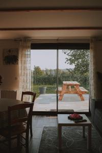 Fotografia z galérie ubytovania Chalet 2 chambres parking, à 5 min à pieds d'Etretat v destinácii Bordeaux-Saint-Clair + 7 fotografií